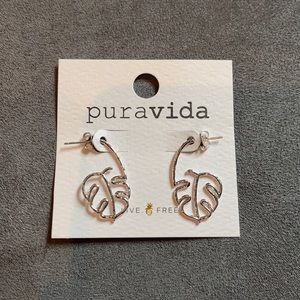 Pura Vida silver leaf earrings.  Brand new.